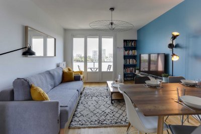 grand-séjour-lumineux-location-colocation-appartement-meublé-rennes
